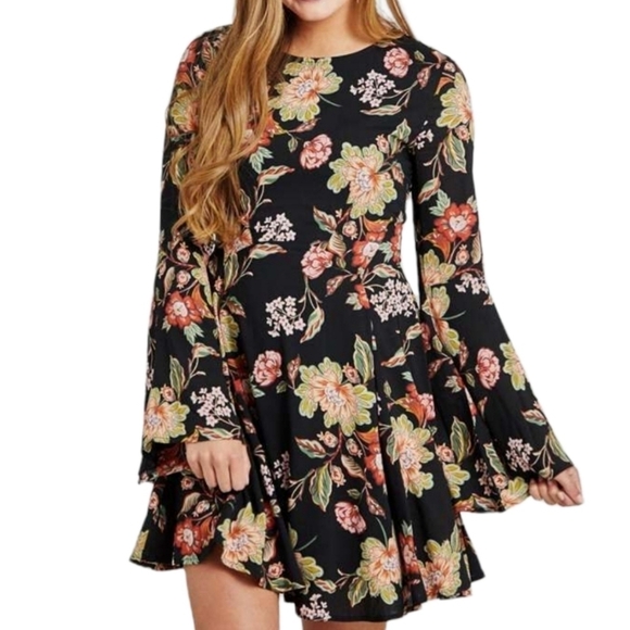 Altar'd State Thessaly Bell Sleeves Floral Dress Size Extra Small - Picture 1 of 15